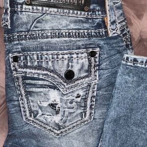 Rock Revival size 28